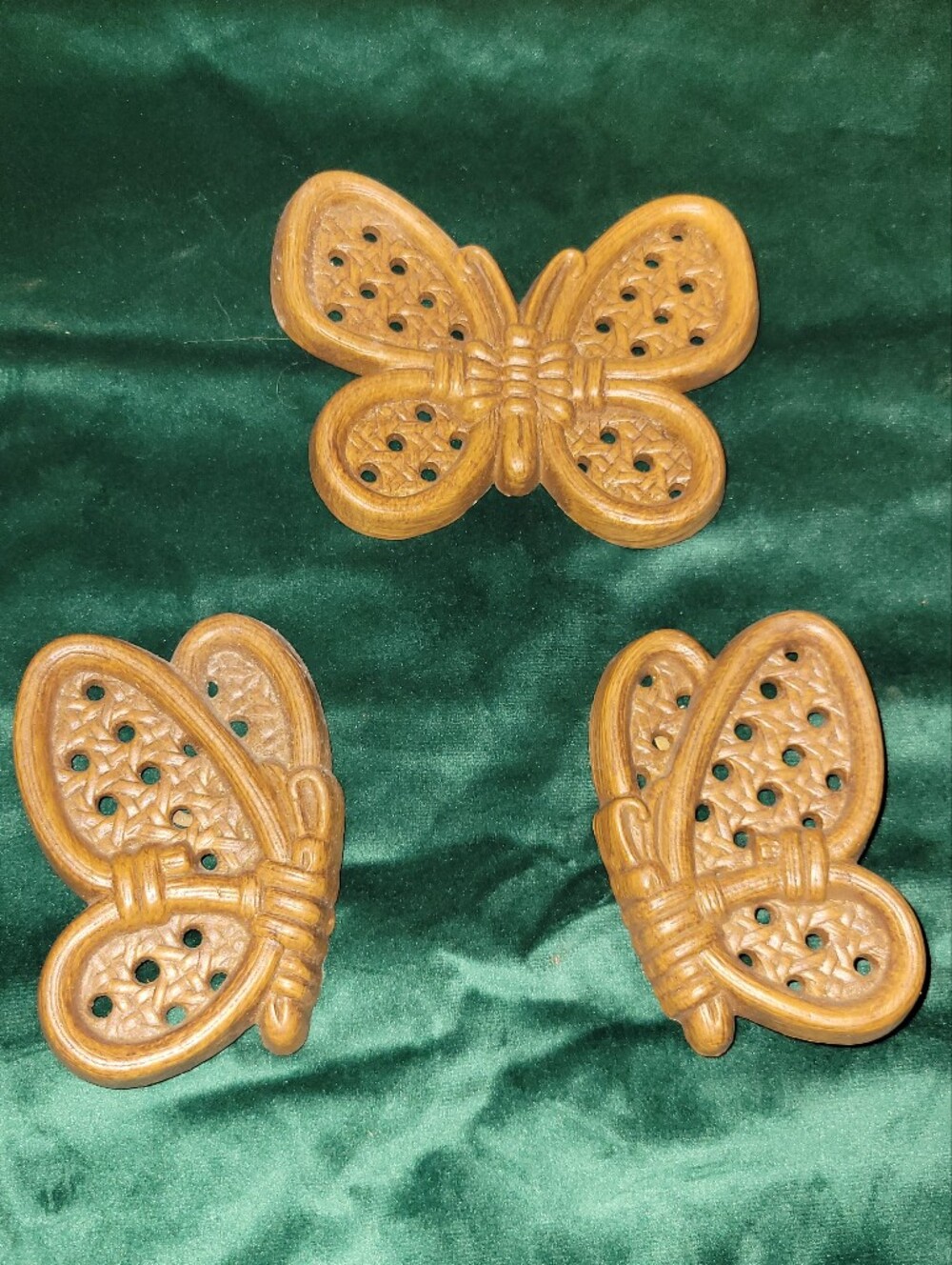 Burwood Vintage  Butterfly Wall Hooks - Set of 3 Plastic